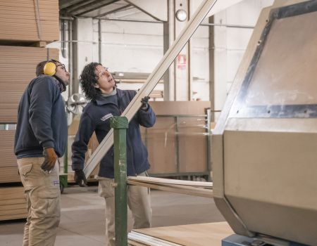 Molduras Muniesa - Instalaciones trabajadores